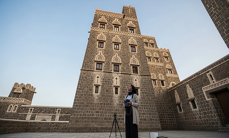 قصة قصر غمدان في اليمن أول ناطحة سحاب في التاريخ التصميم المعماري لقصر غمدان في اليمن